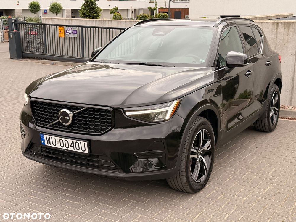 Volvo XC 40 B5 B AWD Momentum Pro - 4