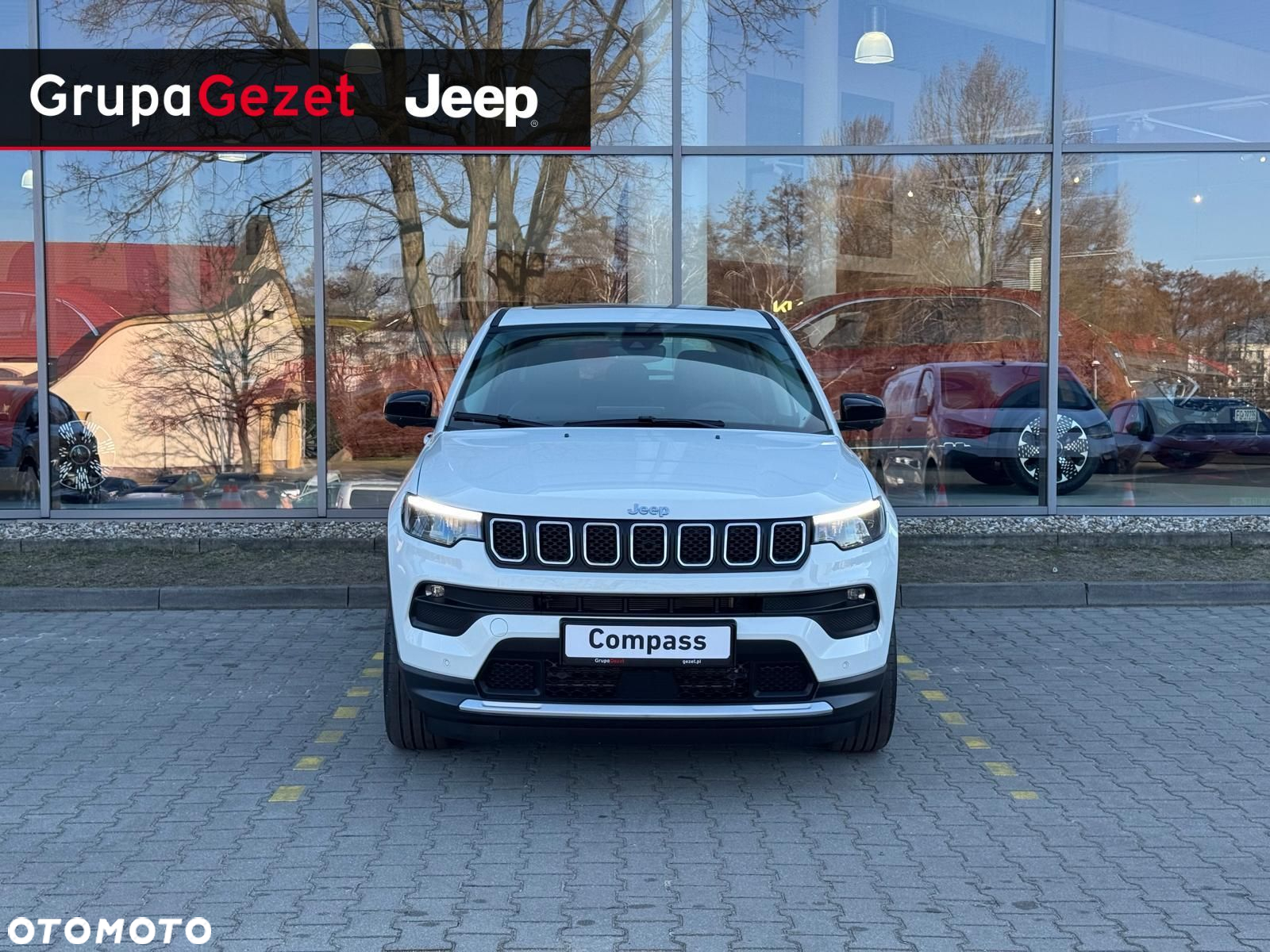 Jeep Compass - 8