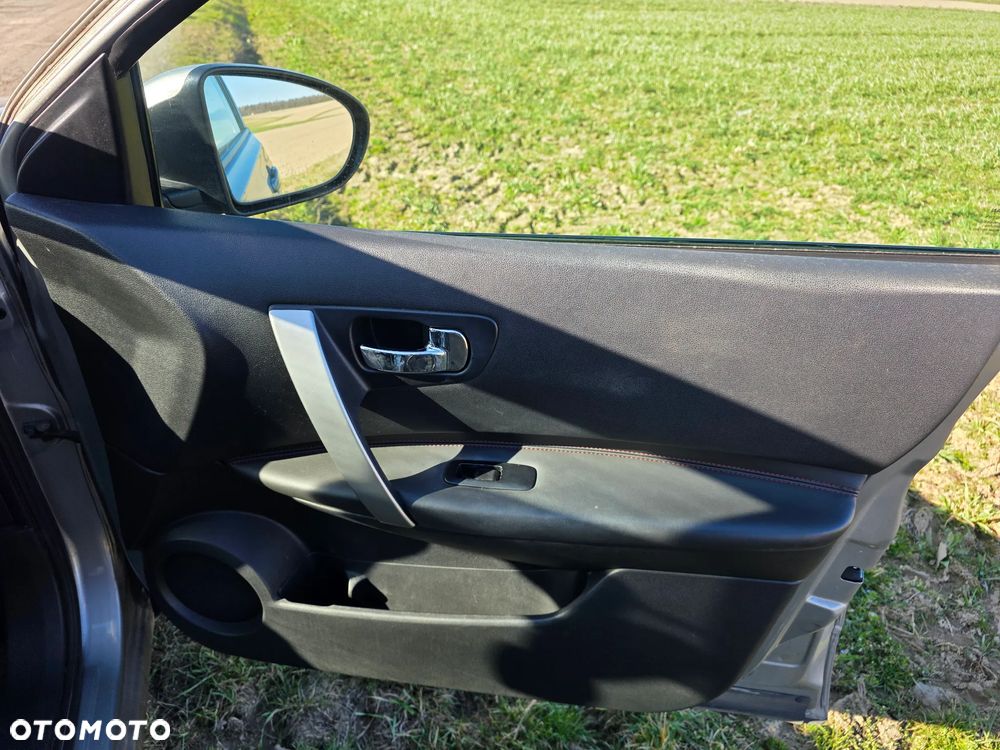 Nissan Qashqai 2.0 4 x 4 CVT I-Way - 13