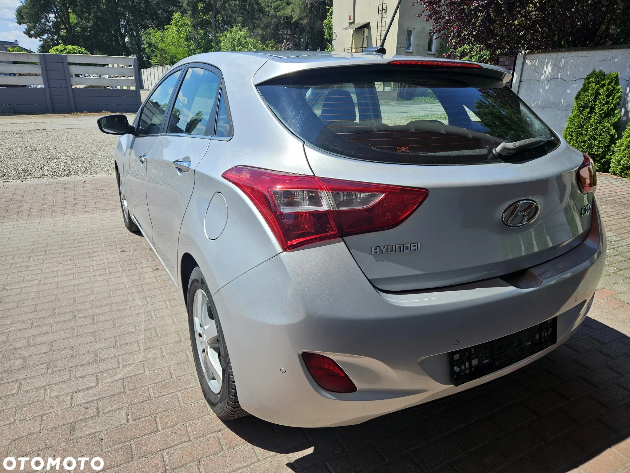 Hyundai i30 1.6 CRDI Automatik Style - 3