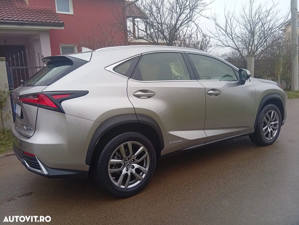 Lexus Seria NX 300h AWD Executive Plus - 3