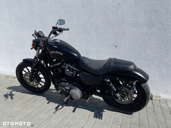 Harley-Davidson Sportster Iron 883
