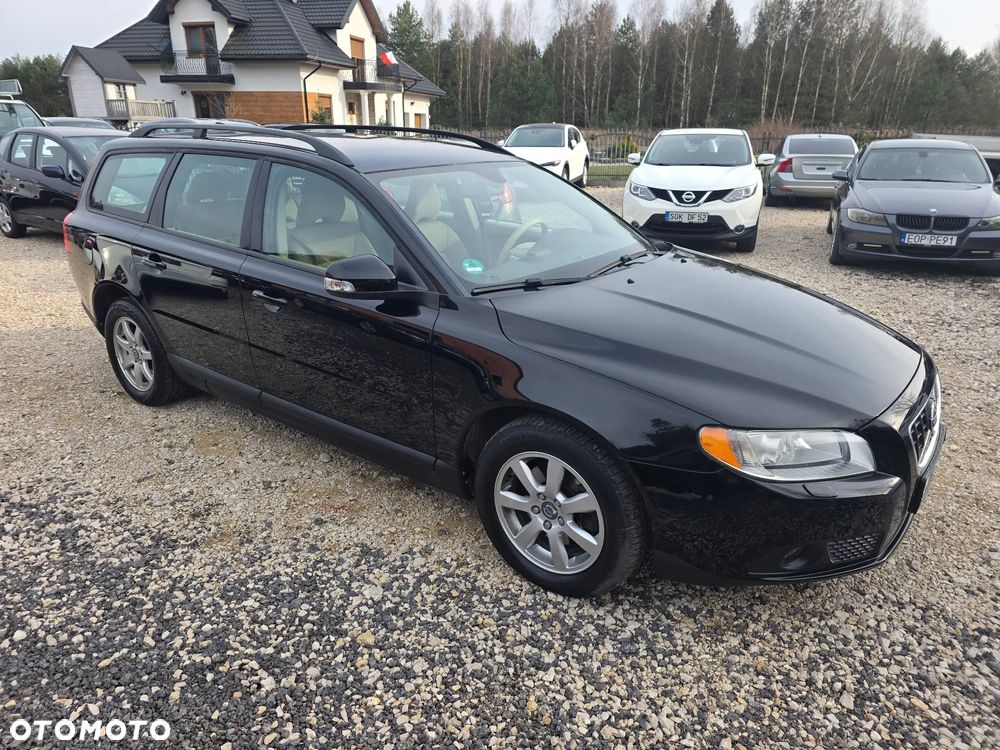 Volvo V70 2.0D Momentum - 25