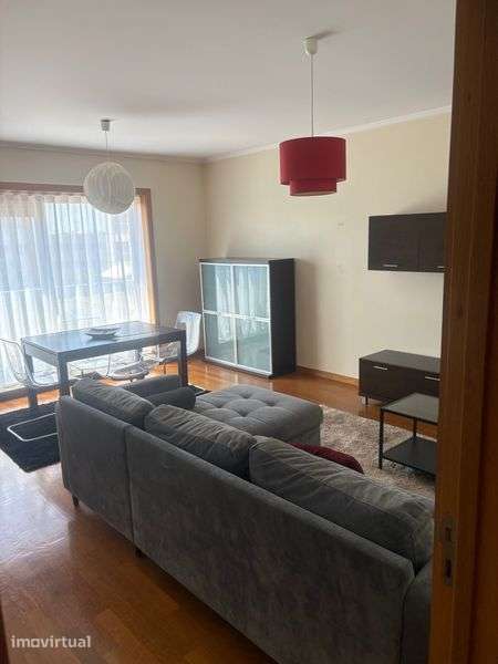 Arrenda-se apartamento T2 em São Mamede infesta - Grande imagem: 2/10