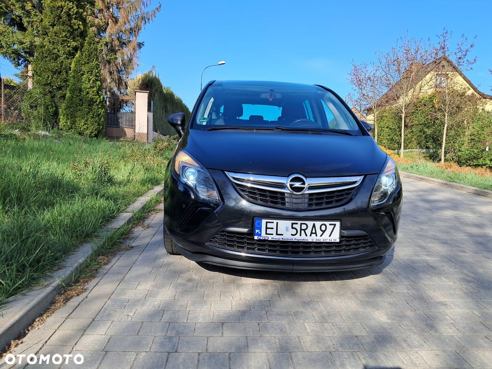 Opel Zafira - 9