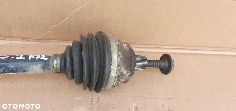 Półoś prawy przód przednia prawa VW Phaeton 3.2 R32 3D0407272G - 3