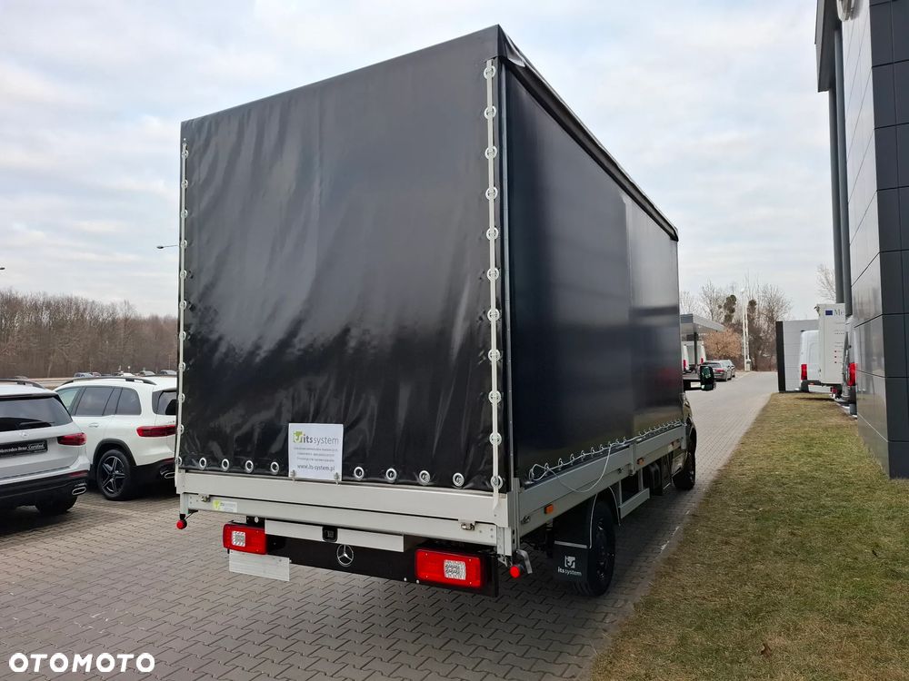 Mercedes-Benz Sprinter - 5