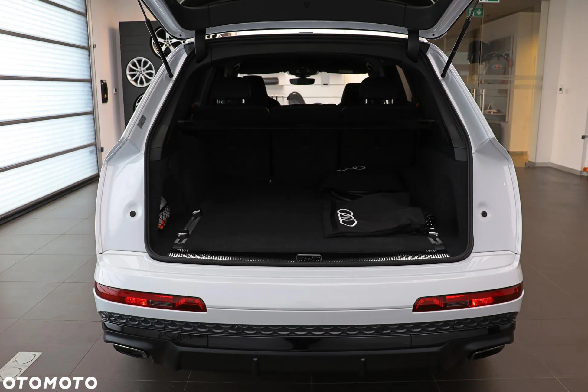 Audi Q7 - 7