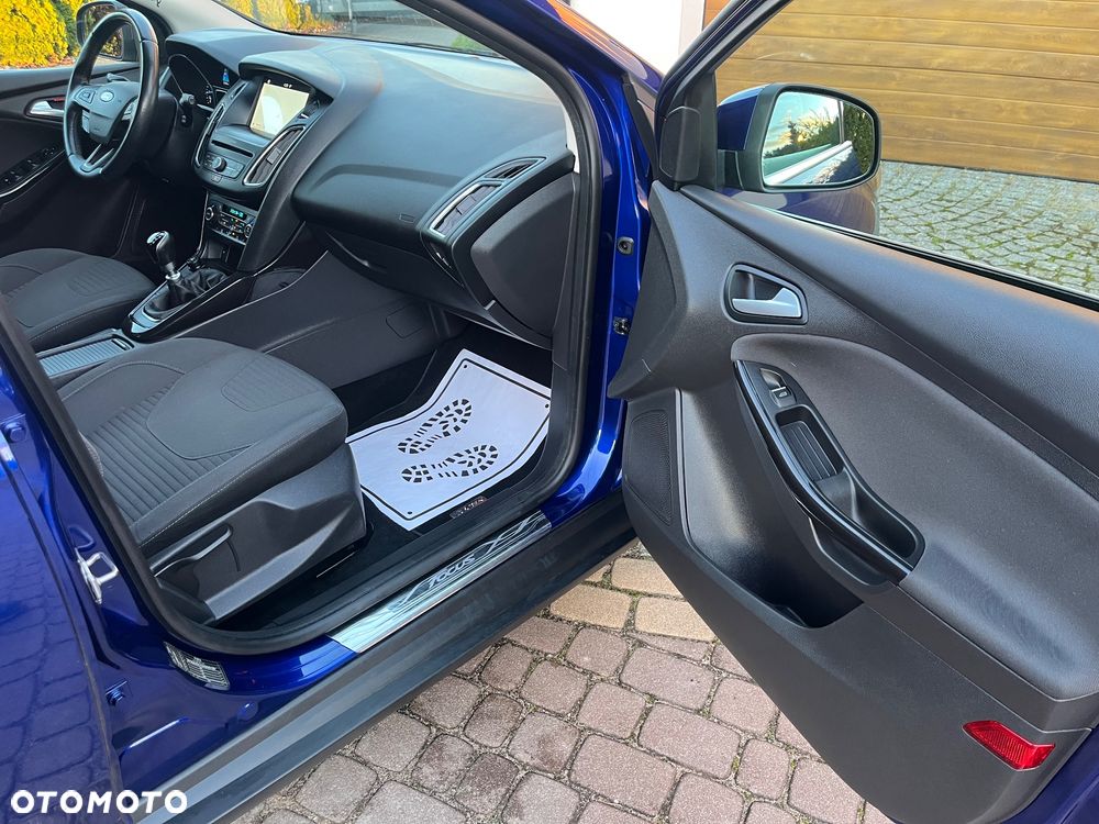 Ford Focus 1.0 EcoBoost Start-Stopp-System Business Edition - 25