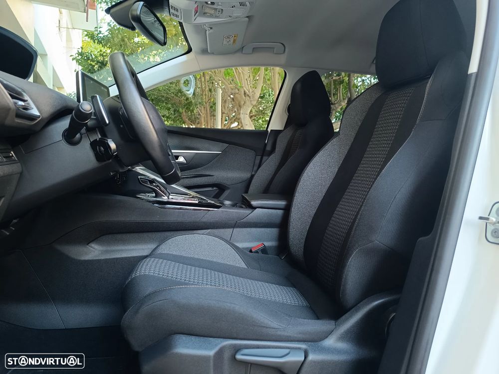 Peugeot 3008 PureTech 130 Stop & Start GPF EAT8 Active Business-Pack - 11