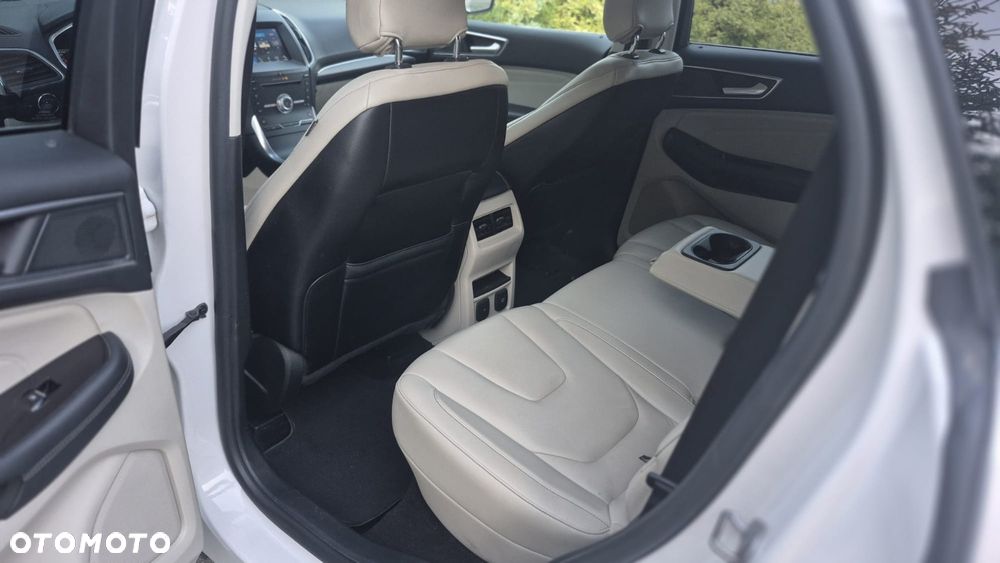 Ford Edge - 18