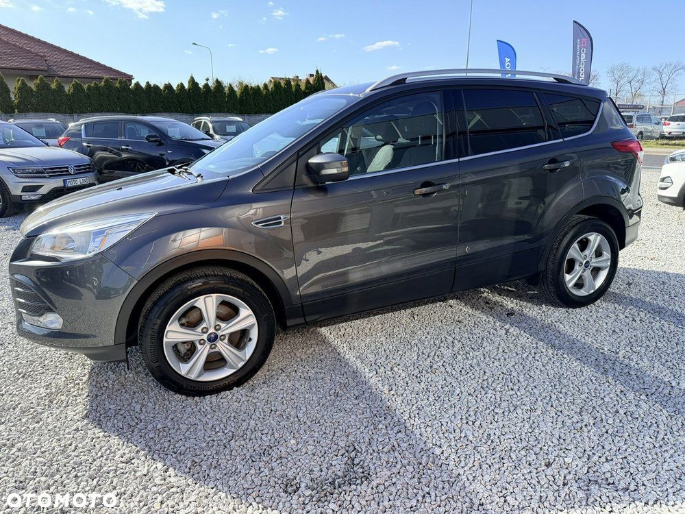 Ford Kuga 2.0 TDCi 4x2 Titanium - 6