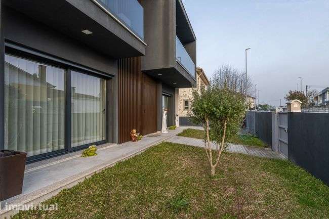 Moradia T4 à venda em Vila Verde - Loureira - Grande imagem: 2/23
