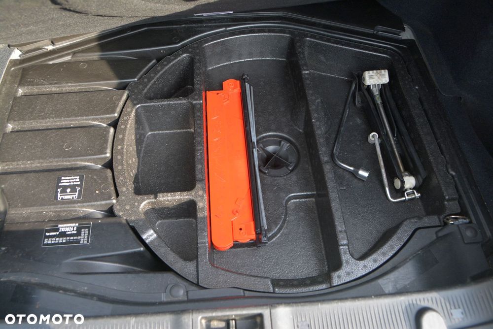 Mercedes-Benz CLK 200 Kompressor Avantgarde - 23