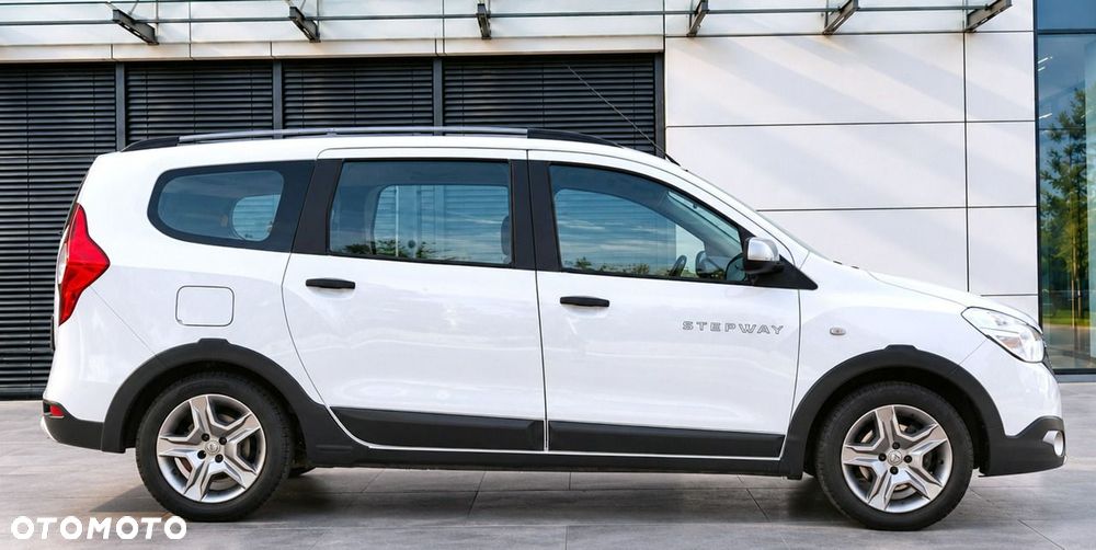 Dacia Lodgy - 25