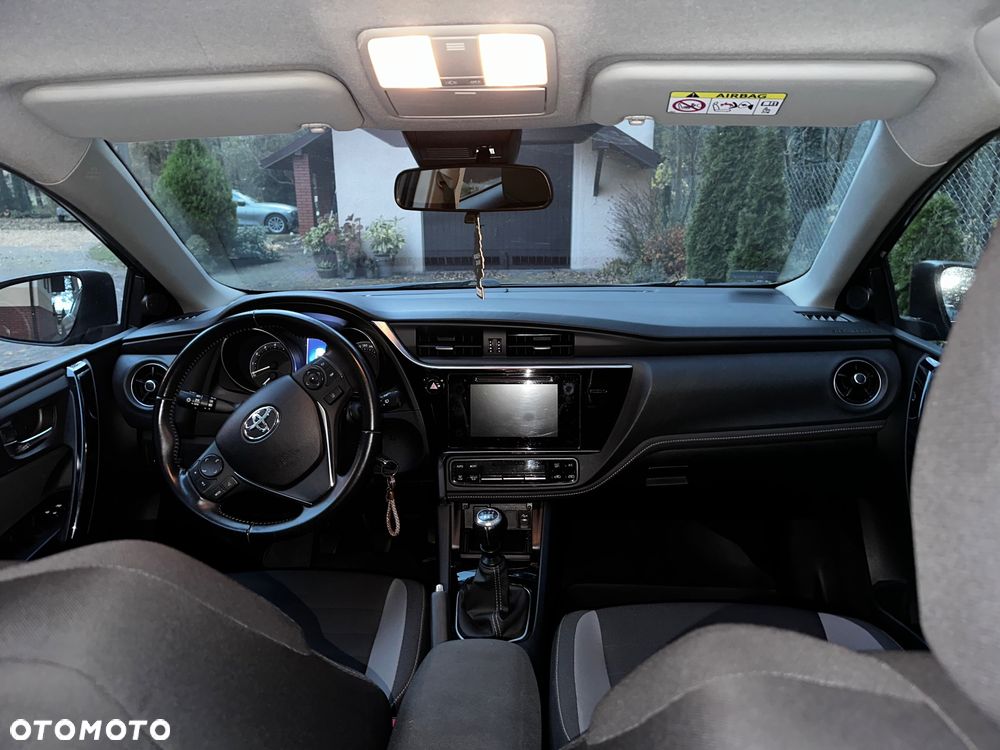 Toyota Auris 1.6 Comfort - 13