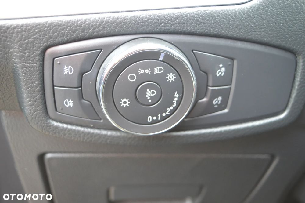 Ford S-Max 2.0 TDCi Titanium - 24