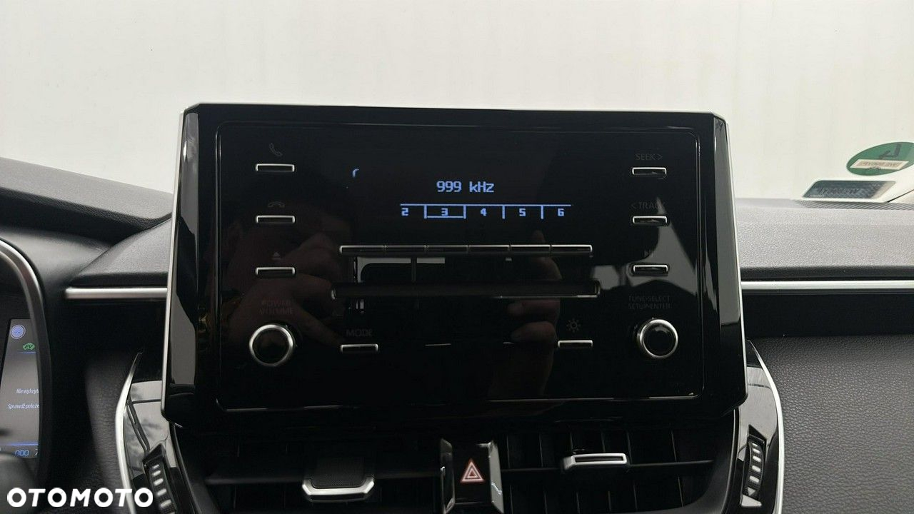 Toyota Corolla 1.8 Hybrid Active - 20