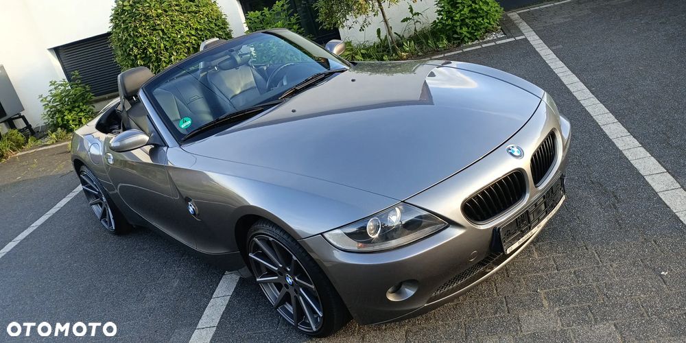 BMW Z4 2.2i - 1