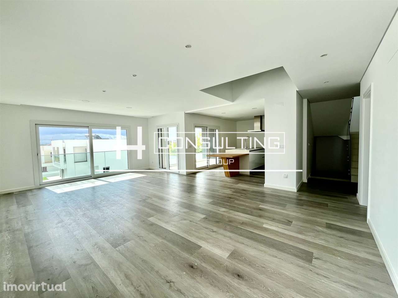 Apartamento T3 Venda em Corroios,Seixal - Grande imagem: 3/47