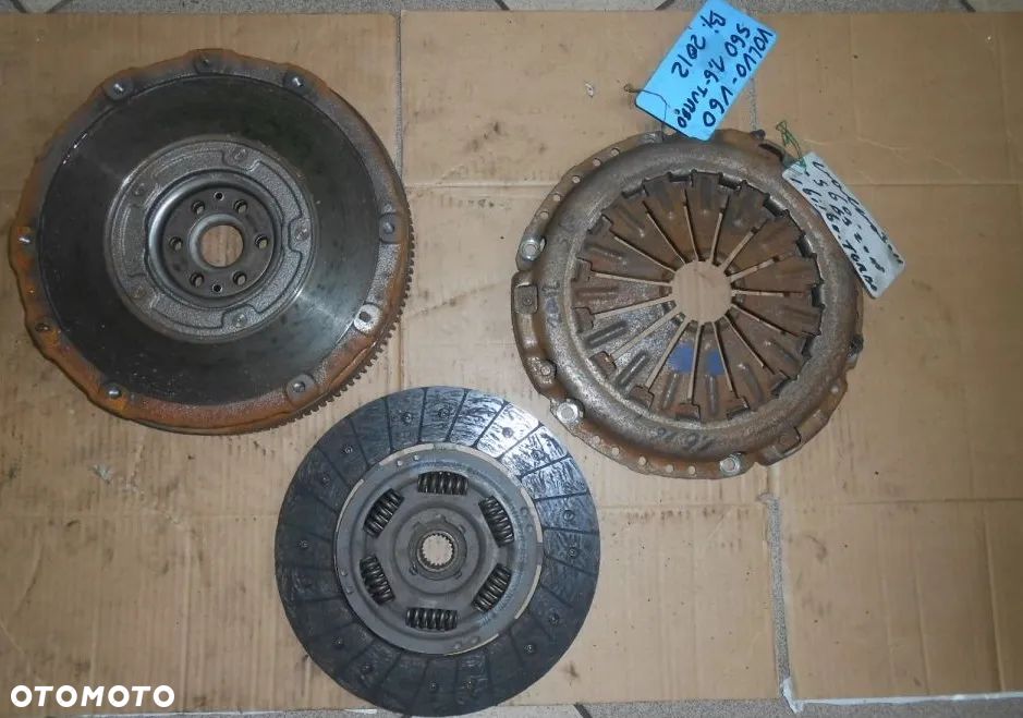 Sprzęgło koło dwumasowe tarcza docisk VOLVO V60 S60 1,6 T 2012r AV61-6477-BB