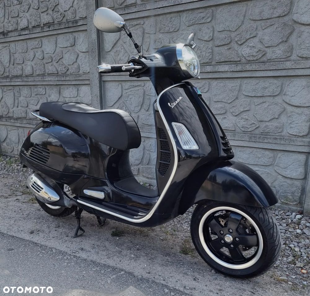 Piaggio Vespa - 4