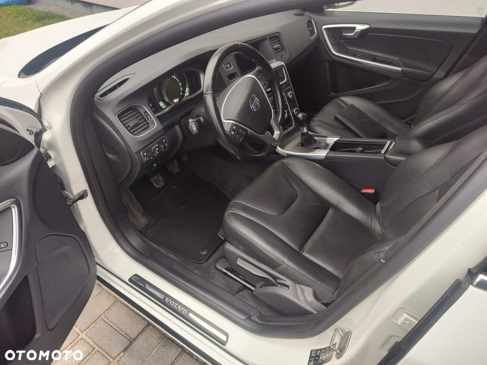 Volvo S60 D3 Momentum - 7