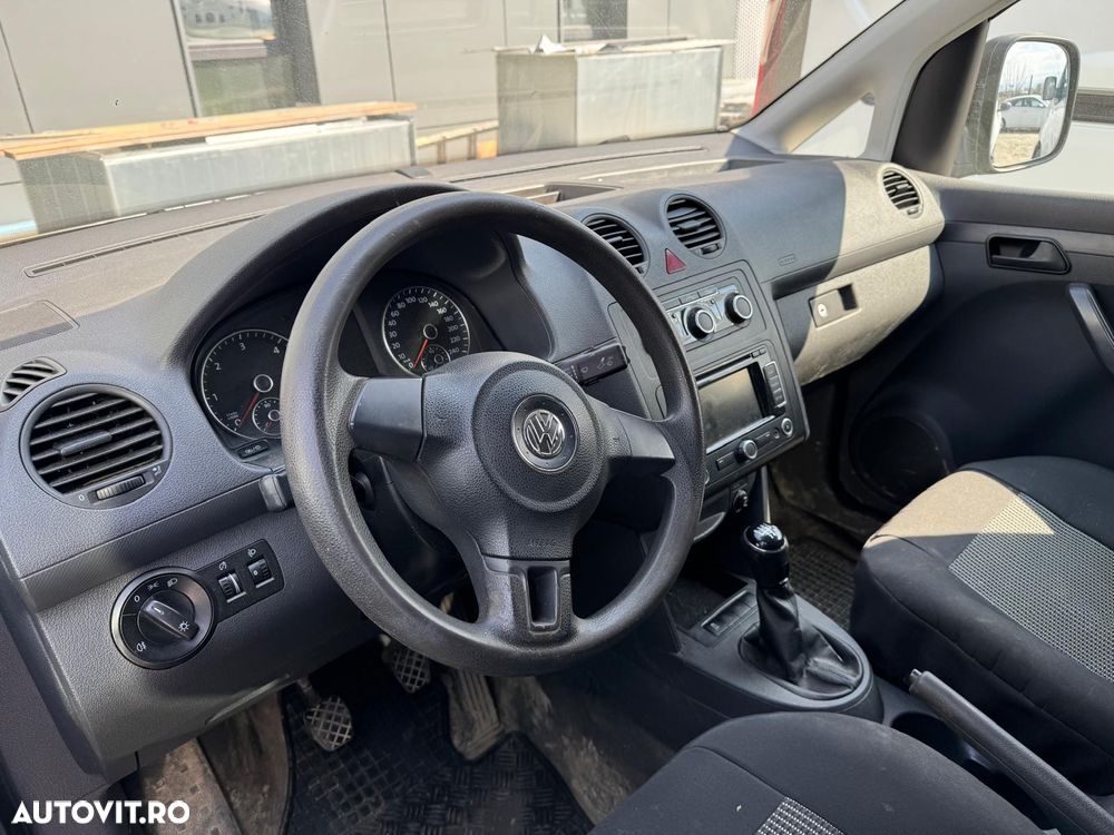 Volkswagen Caddy - 7