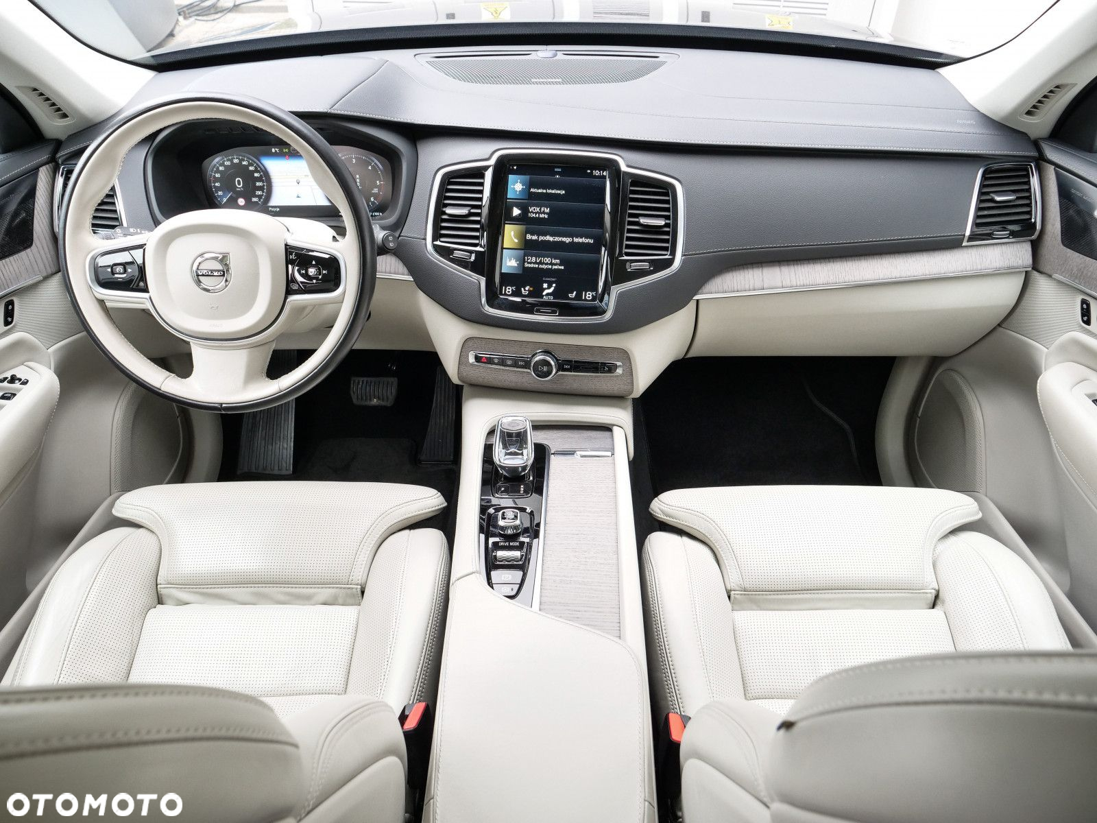 Volvo XC 90 - 18