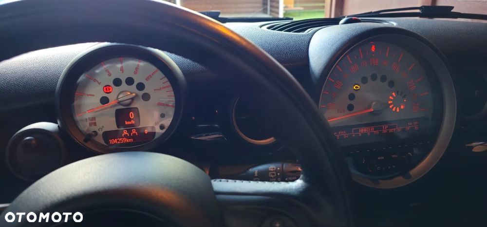 MINI ONE Standard - 8