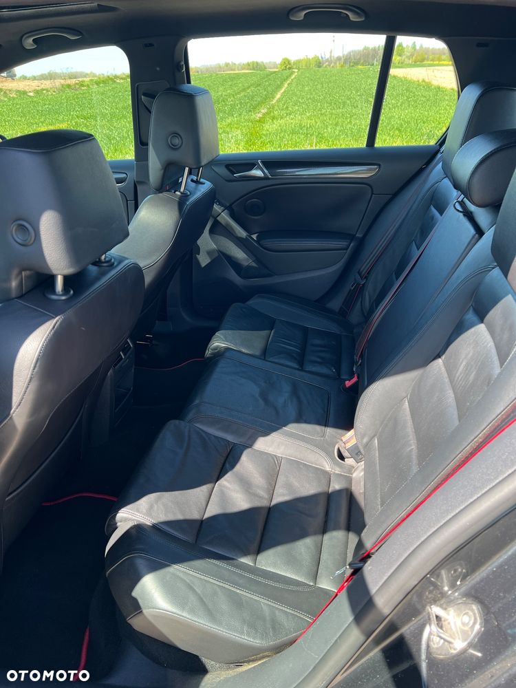 Volkswagen Golf 2.0 TSI GTI DSG - 9
