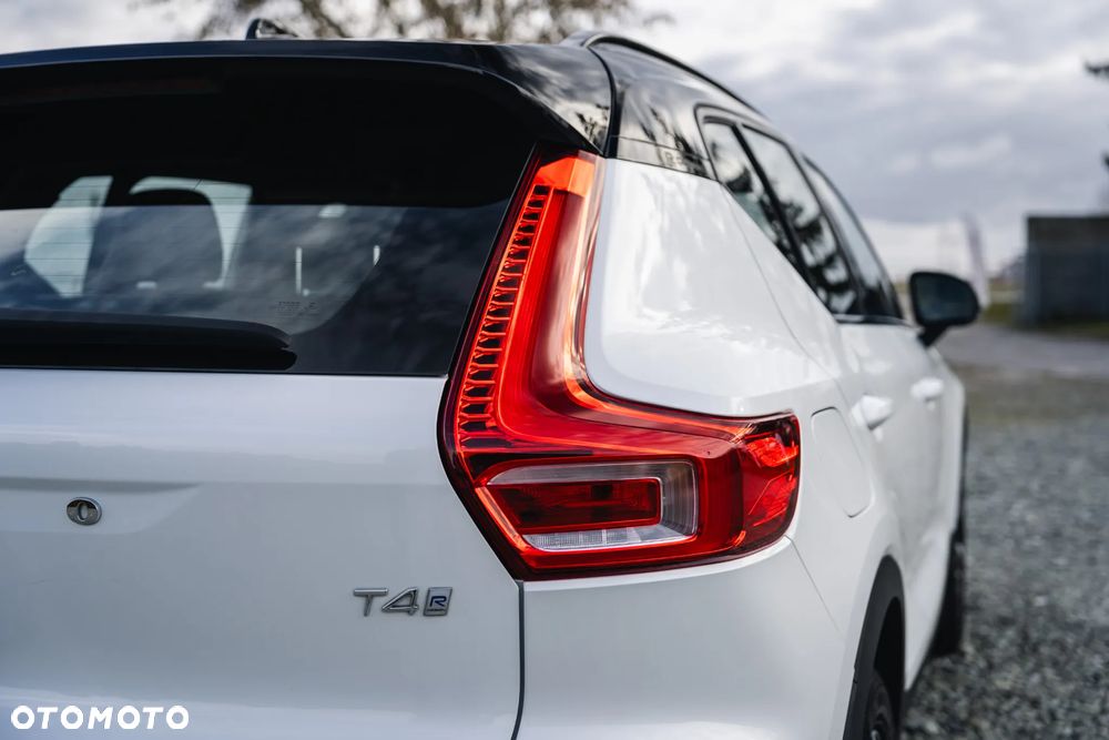 Volvo XC 40 T4 R-Design - 20