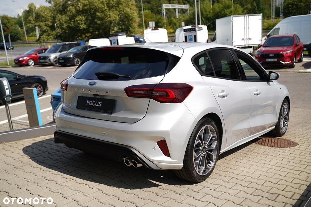 Ford Focus 1.0 EcoBoost mHEV ST-Line X - 4