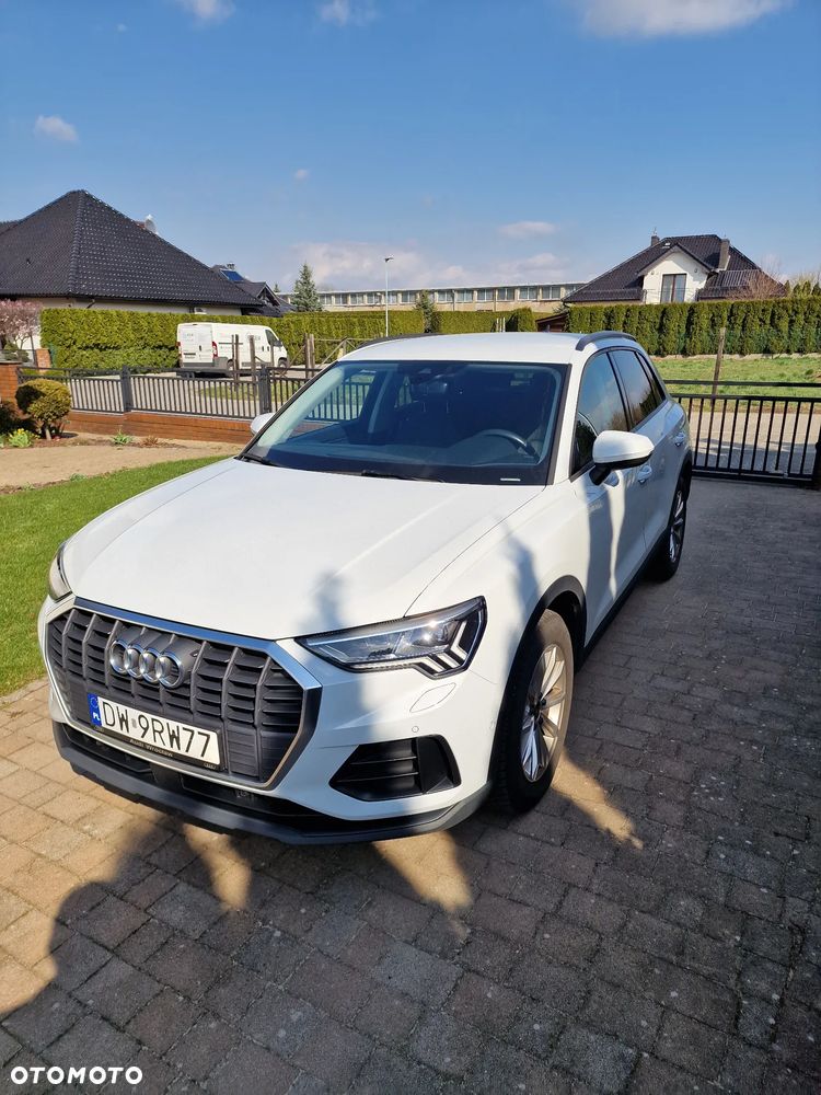 Audi Q3 35 TFSI S tronic - 1