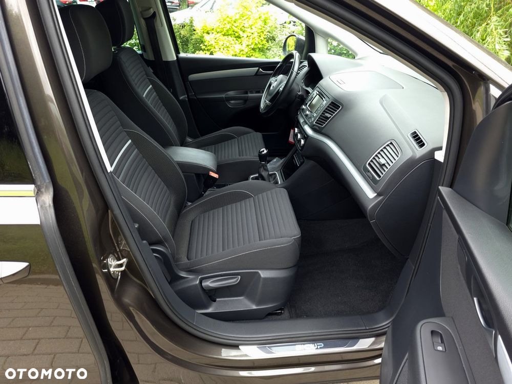 Volkswagen Sharan 2.0 TDI Highline - 4