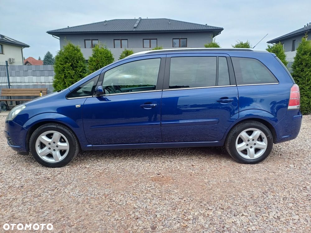 Opel Zafira 1.8 Cosmo - 13