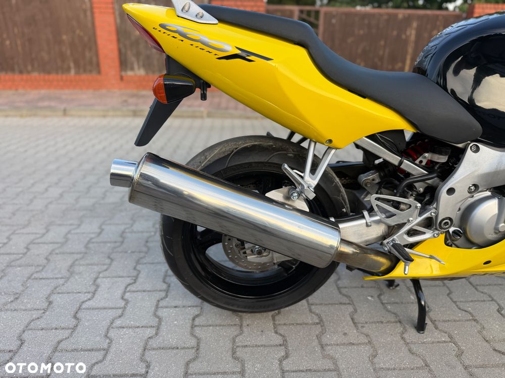 Honda CBR - 9