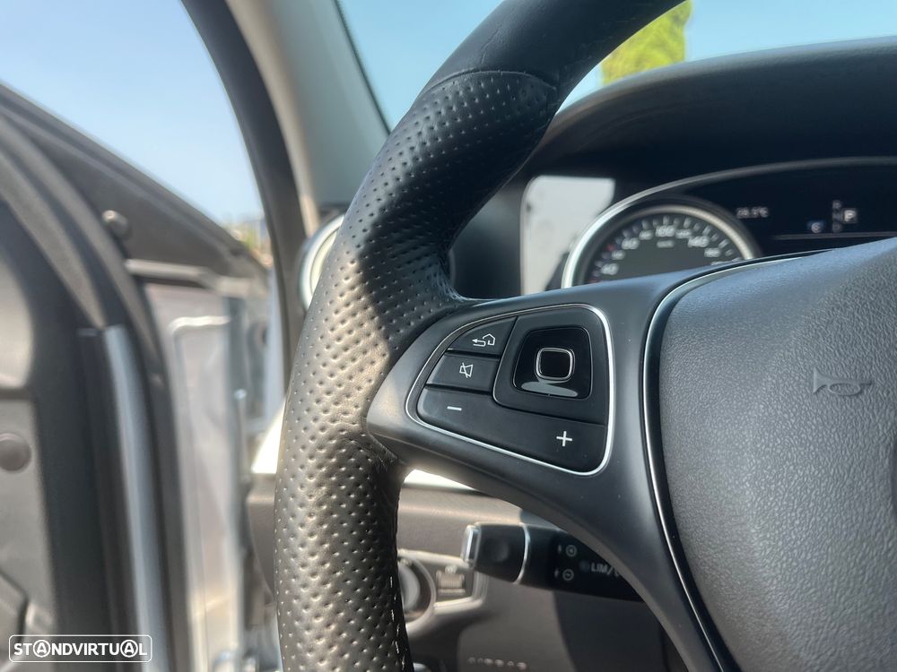Mercedes-Benz E 220 d Avantgarde+ - 37