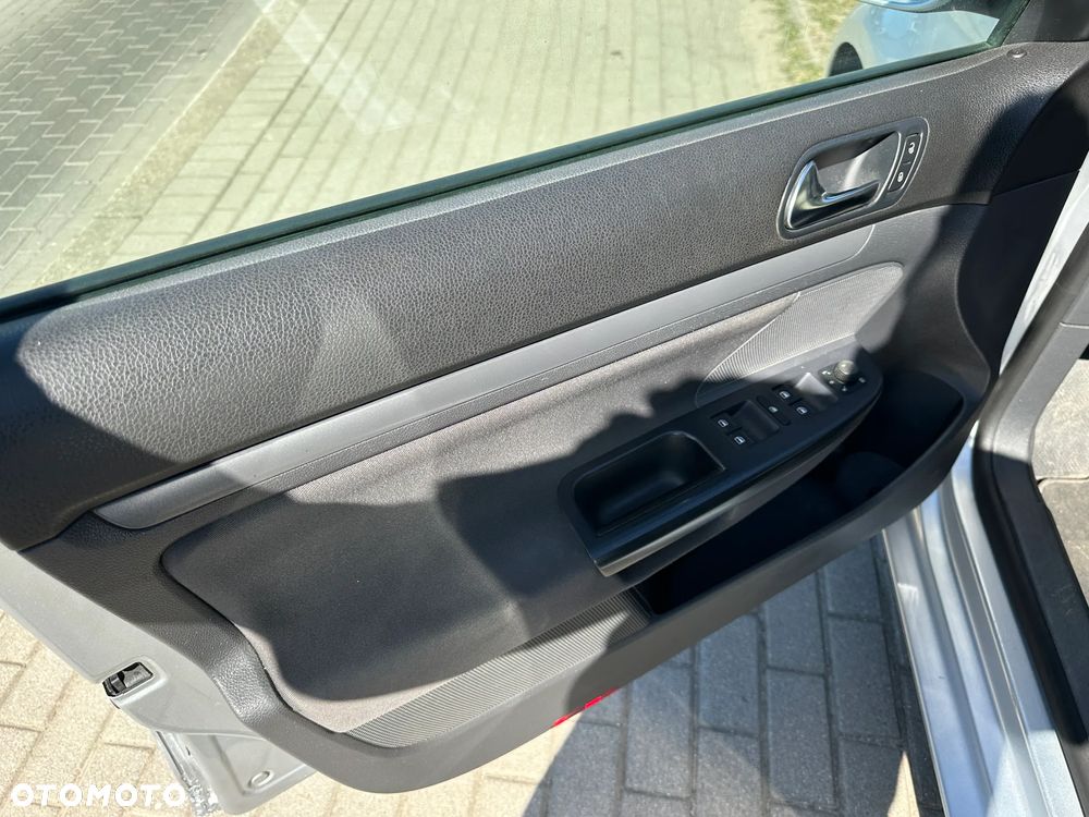 Volkswagen Golf 1.9 TDI United - 20