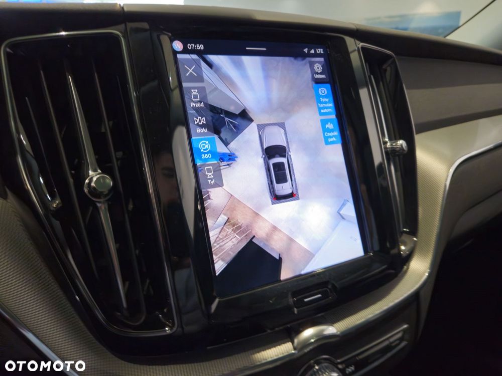 Volvo XC 60 - 26