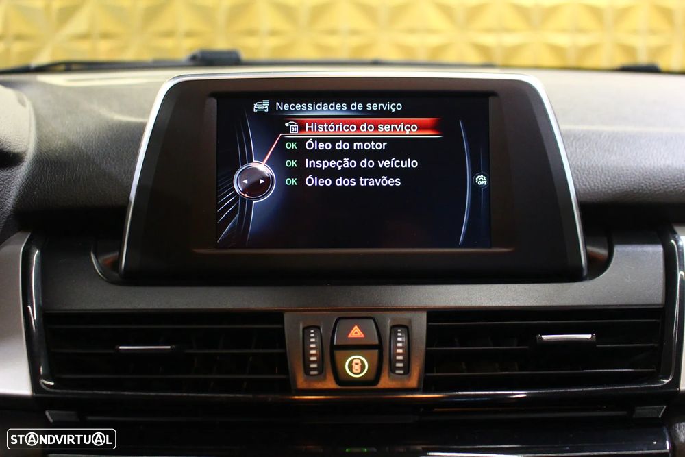 BMW 218 Active Tourer d Line Sport Auto - 27