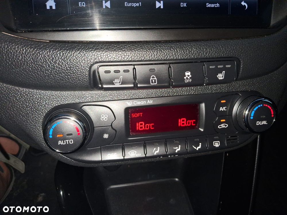 Kia Ceed 1.6 CRDi 128 Dream Team Edition - 16