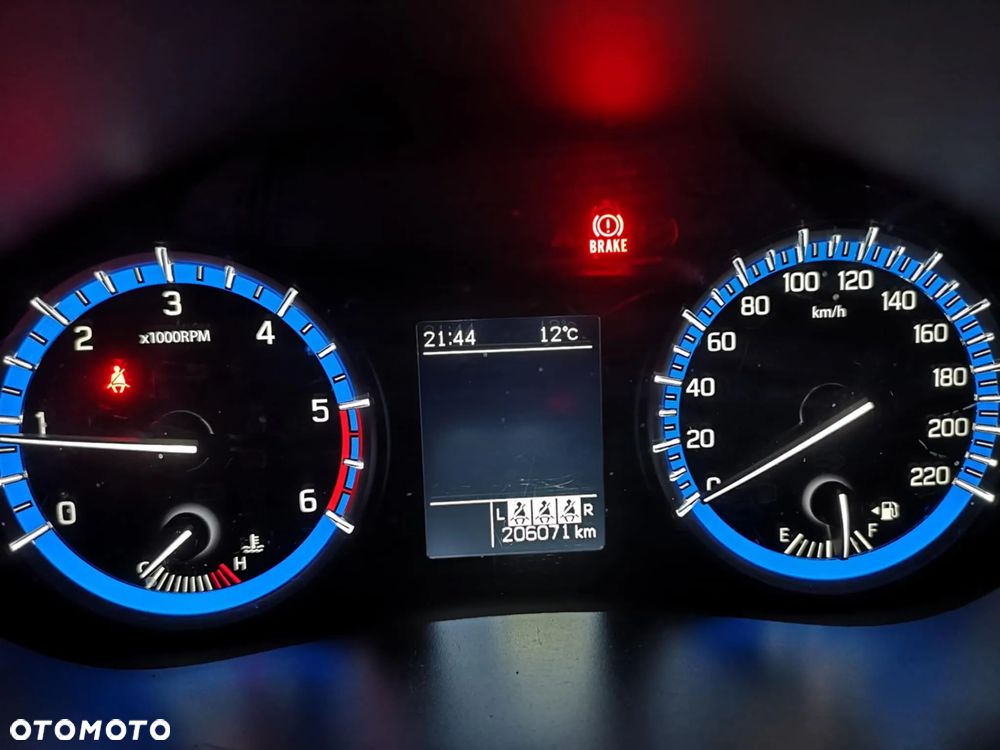 Suzuki SX4 S-Cross 1.6 DDiS Premium - 16
