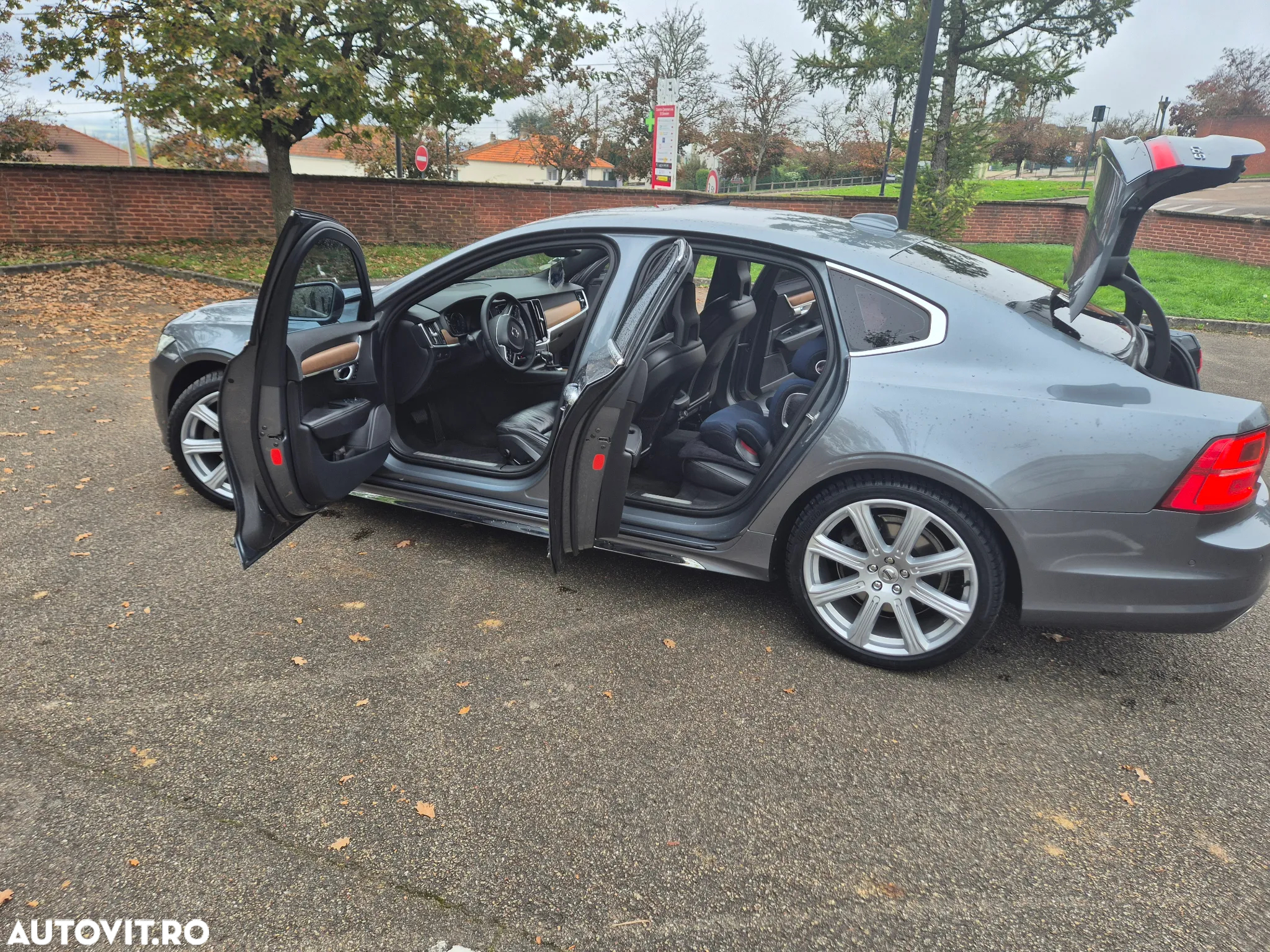 Volvo S90 D5 AWD Geartronic Inscription - 2