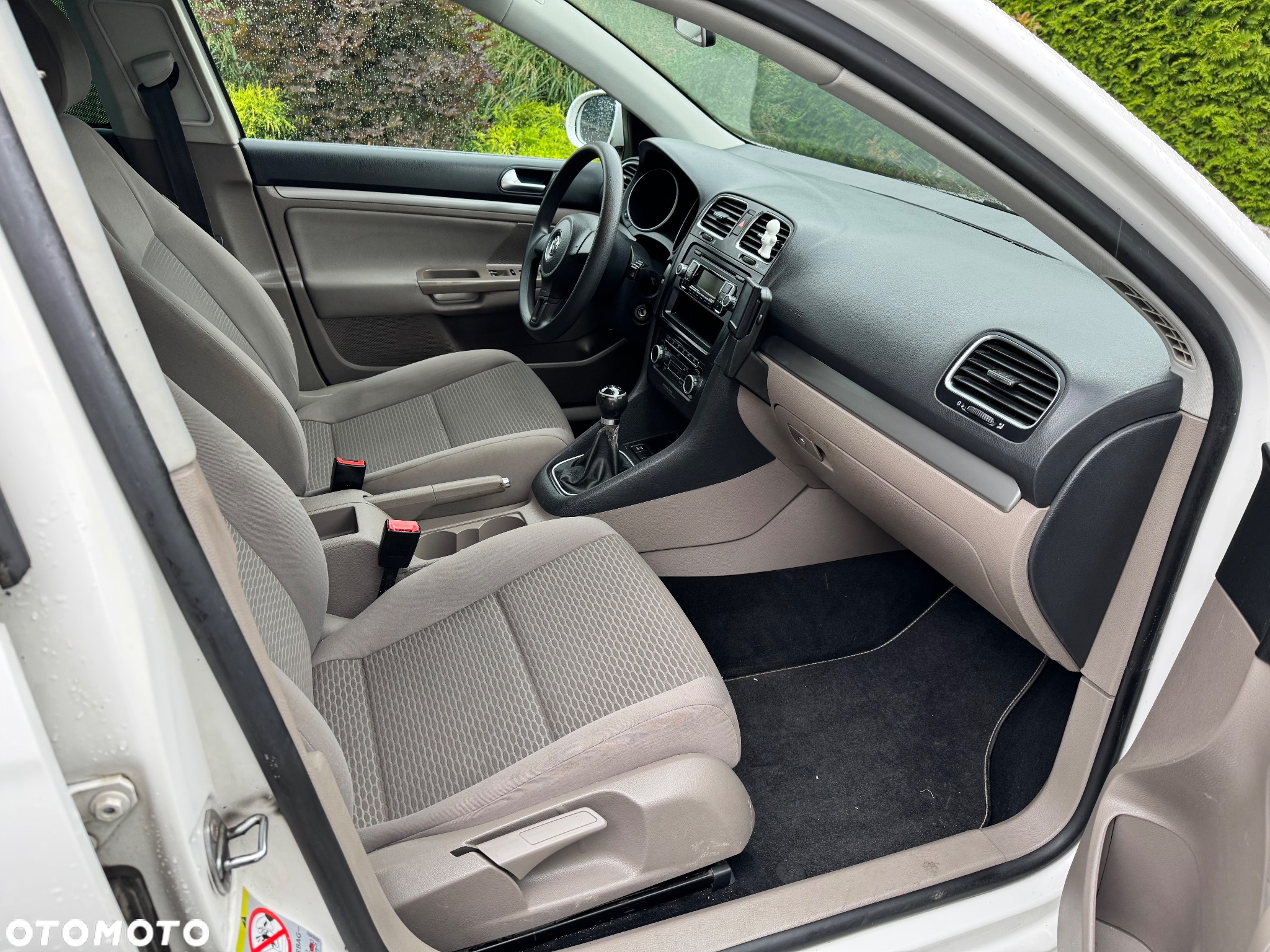 Volkswagen Golf - 26
