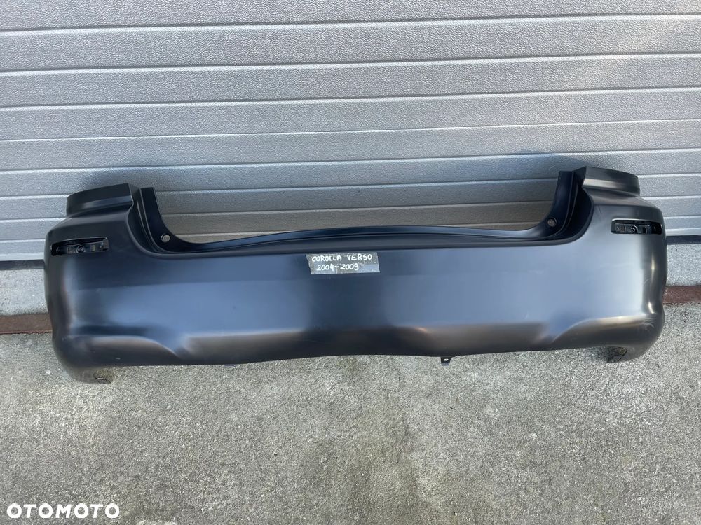 ZDERZAK TYLNY TOYOTA COROLLA VERSO  2004-2009 - NOWY - 1