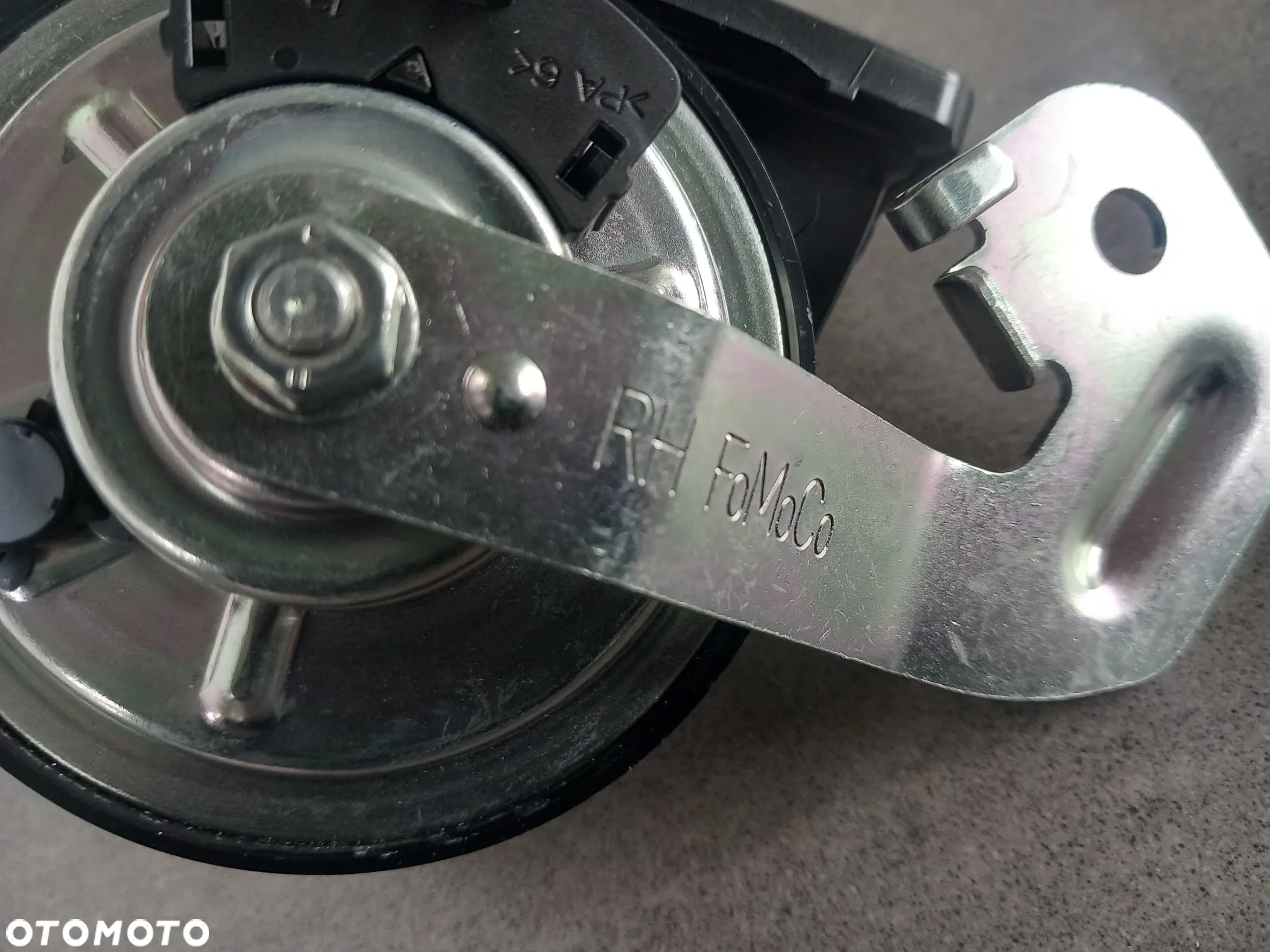 Klakson sygnał dźwiękowy prawy Ford Focus MK3 2011-2015, C-Max 2015-2019 2290294 - 6