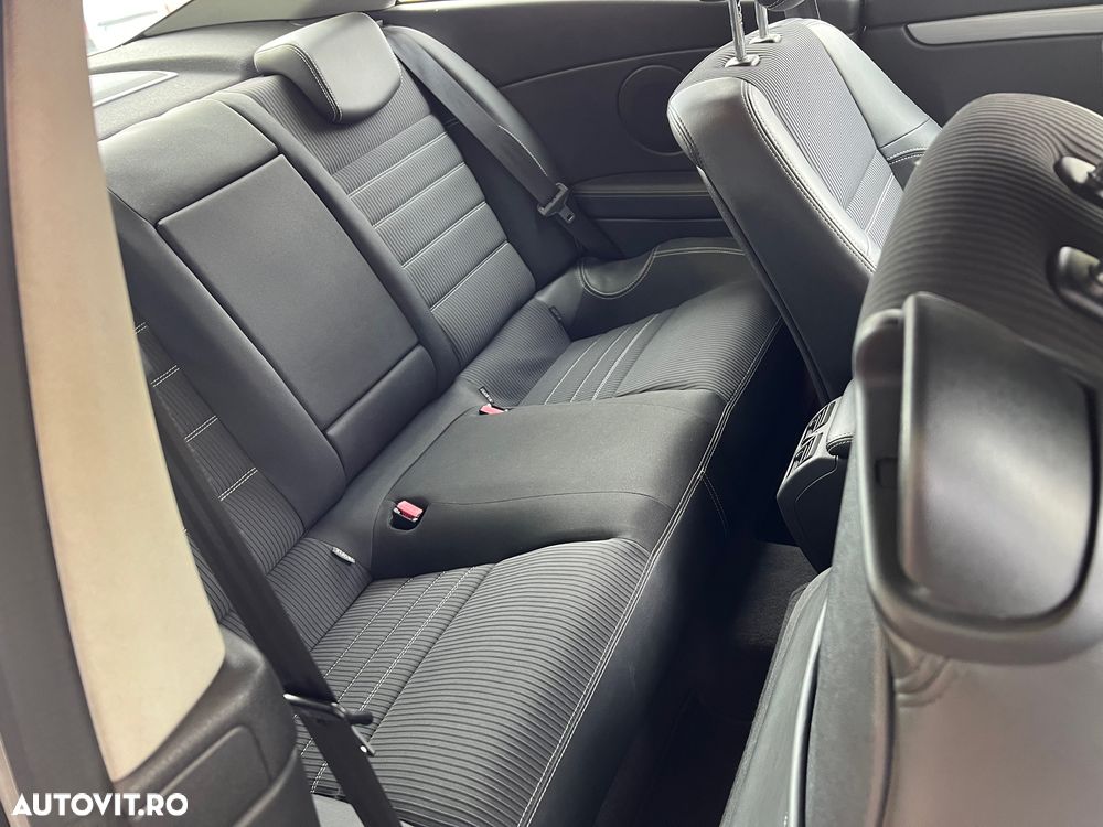 Renault Laguna Coupe dCi 150 FAP Monaco GP - 14
