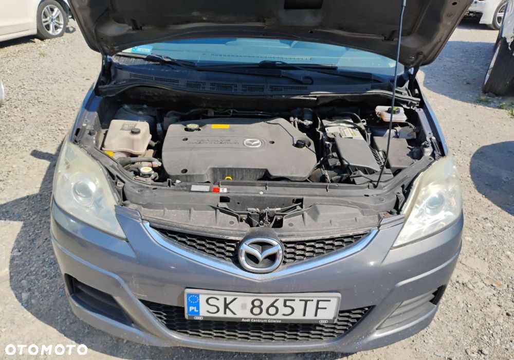 Mazda 5 - 6