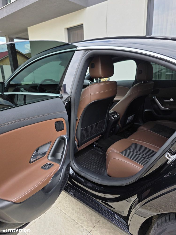 Mercedes-Benz CLA 220 4Matic 7G-DCT AMG Line - 9